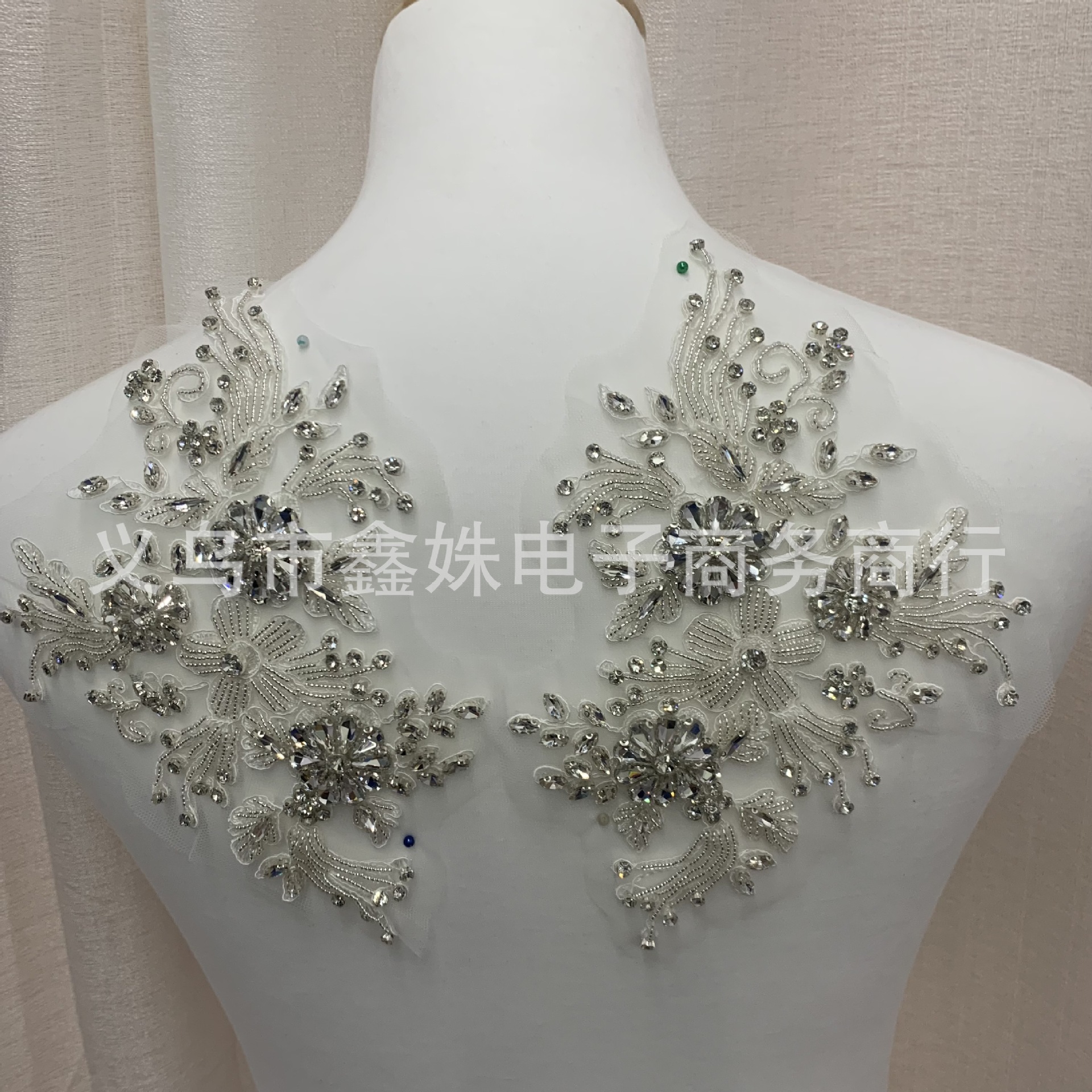 Cross-border heavy handcrafted beaded lace, side-by-side phoenix tail lace, DIY wedding dress, wedding attire, decorative flower pieces and accessories pic 1