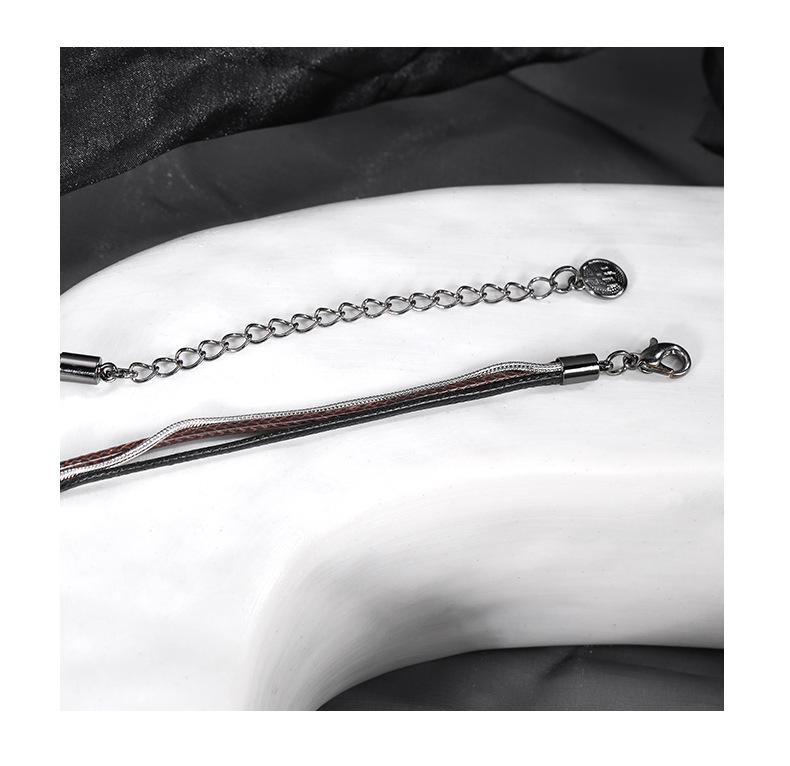Dark Gothic style red rose entwined cross pendant necklace with a unique female design sense, black woven collarbone chain pic 11