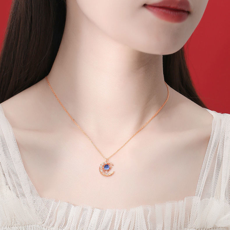 New trendy star moon necklace for women, with a light luxury and niche design sense on Instagram. Star moon pendant collarbone chain pic 5