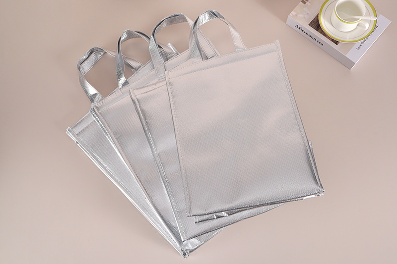 In-stock birthday cakes, hand-held insulated bags, ice packs, aluminum foil refrigerated bags, takeout preservation bags. Logos can be printed on them pic 25