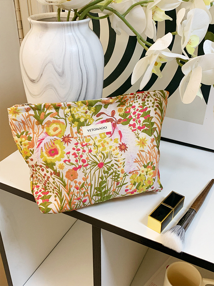 ins新款浮雕花化妆包大容量护肤收纳包女士手拿包拉链帆布收纳包详情13