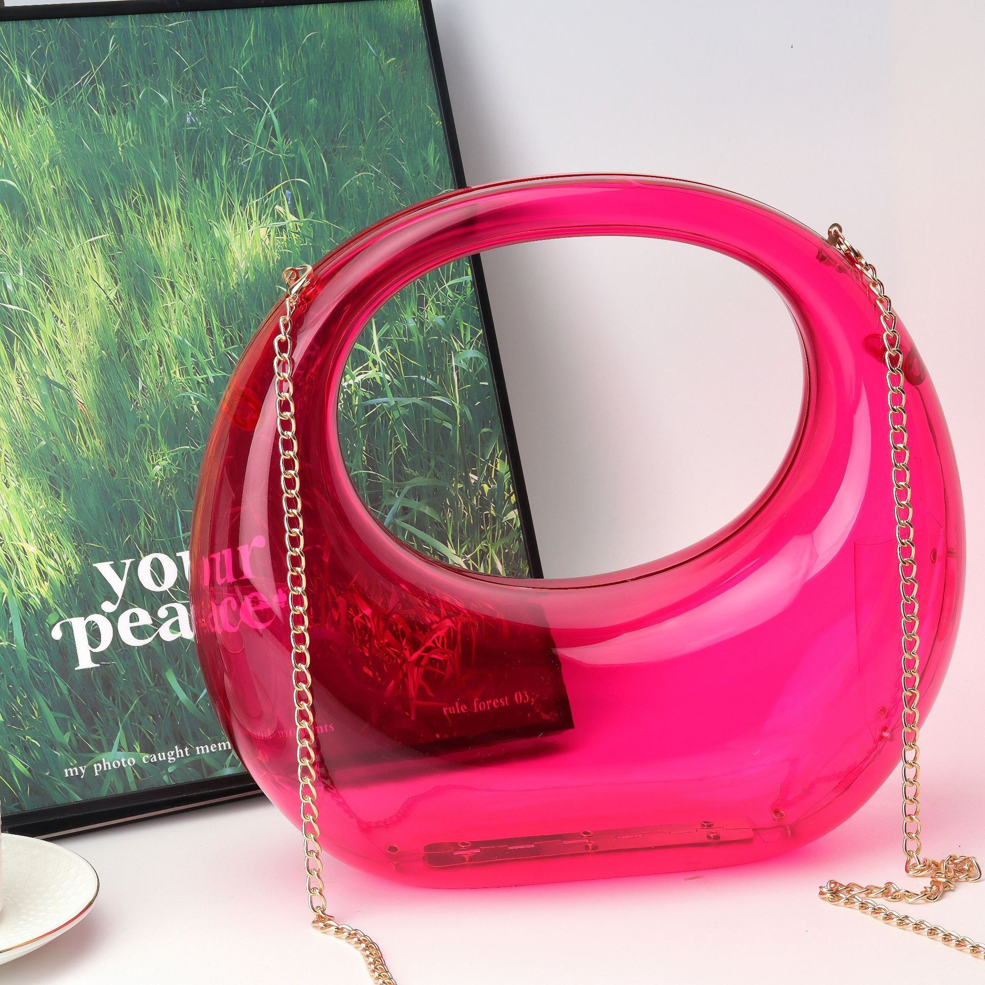 2024夏季新款欧美爆款弯月包晚宴包手提亚克力包跨境批发彩色炫彩详情9