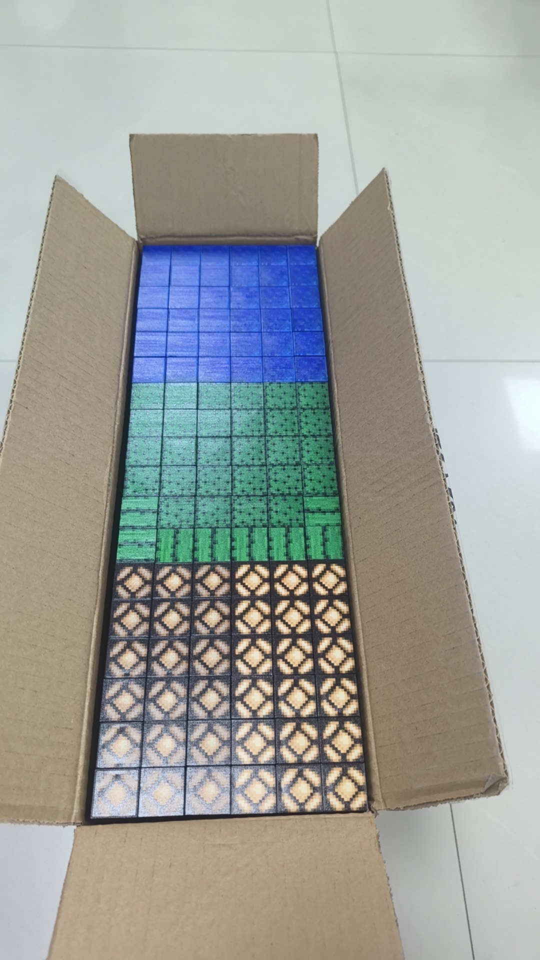 跨境磁力方块拼装积木磁吸铁石积木思维益智拼装男孩玩具详情4