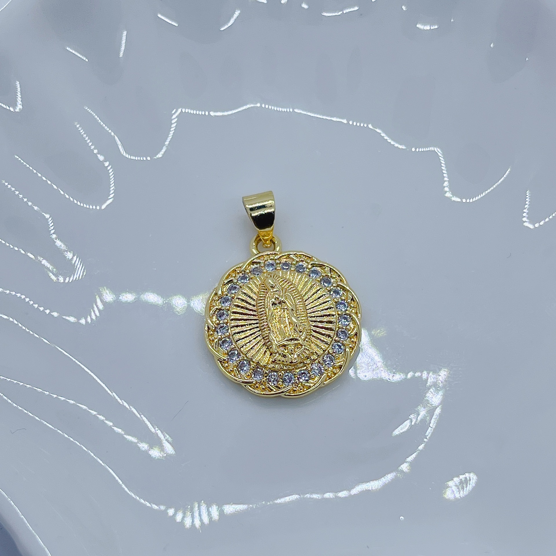 A popular female religious accessory in Europe and America, a copper micro-inlaid colored zircon Virgin Mary DIY pendant accessory pic 5