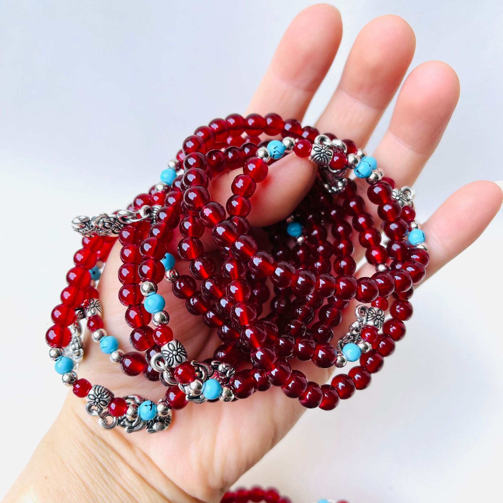 【1-8区】单圈石榴石手链 50/捆单圈石榴石手链复古小吊坠配饰手串红色手链地摊礼品赠品1元批发详情2