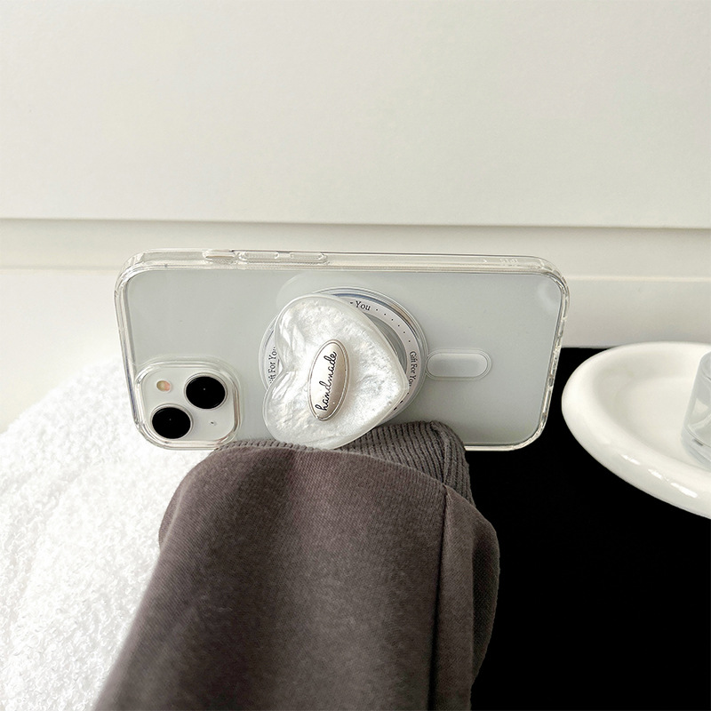 Colorful heart-shaped phone airbag stand, English light luxury ins style, high-end magnetic back sticker, desktop TV watching stand pic 11
