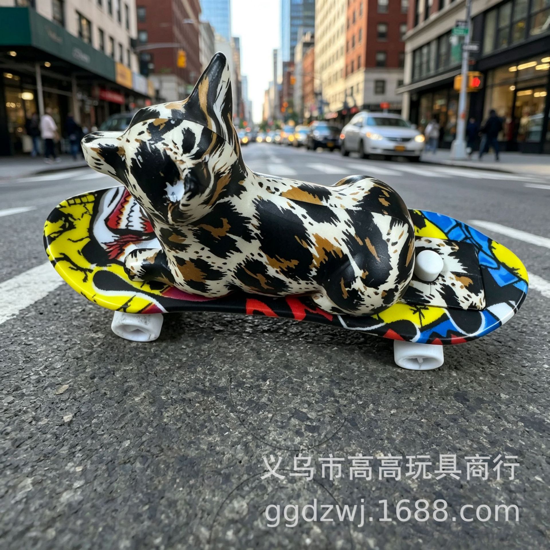 新款发光玩具多功能逗猫激光灯滑板斑点狗电筒厂家批发详情10