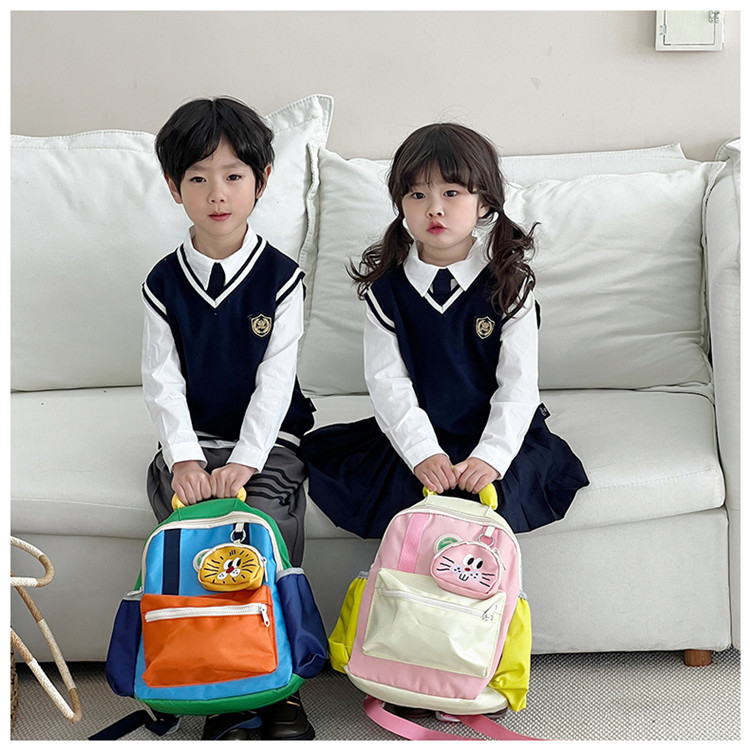 幼儿园儿童双肩包男童大容量背包2024新款可爱女孩拼色小书包外出详情12
