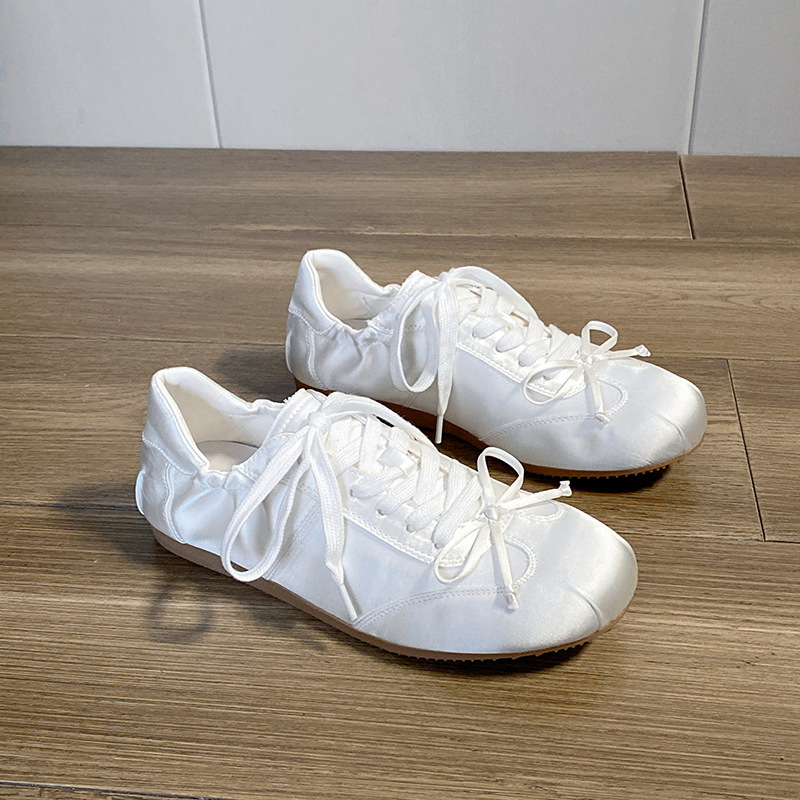 2025秋季新款~芭蕾风甜妹圆头缎面运动板鞋蝴蝶结休闲德训鞋详情10