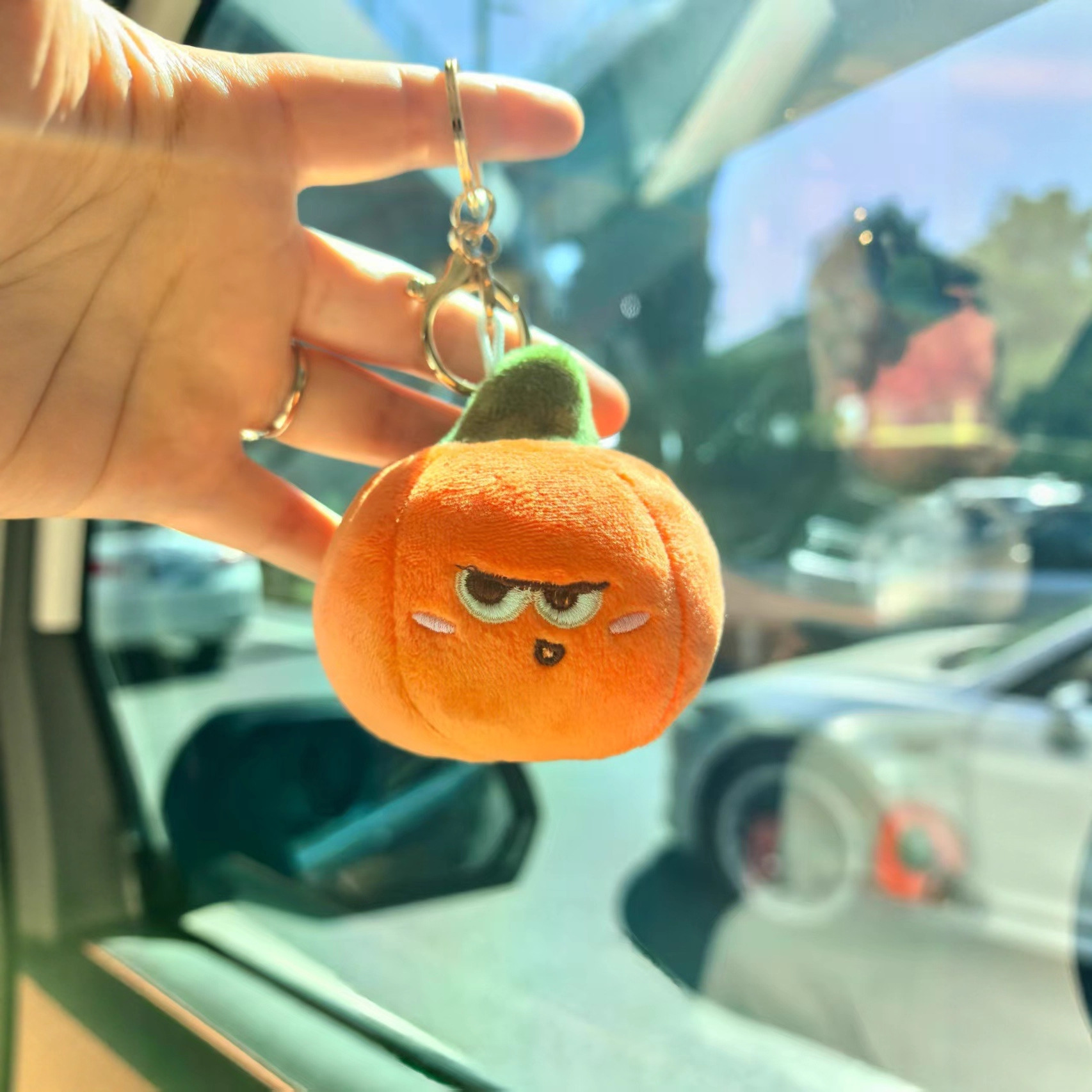 Halloween pumpkin keychain, schoolbag pendant, cute plush little ghost, backpack hanging decoration, claw machine wholesale pic 5