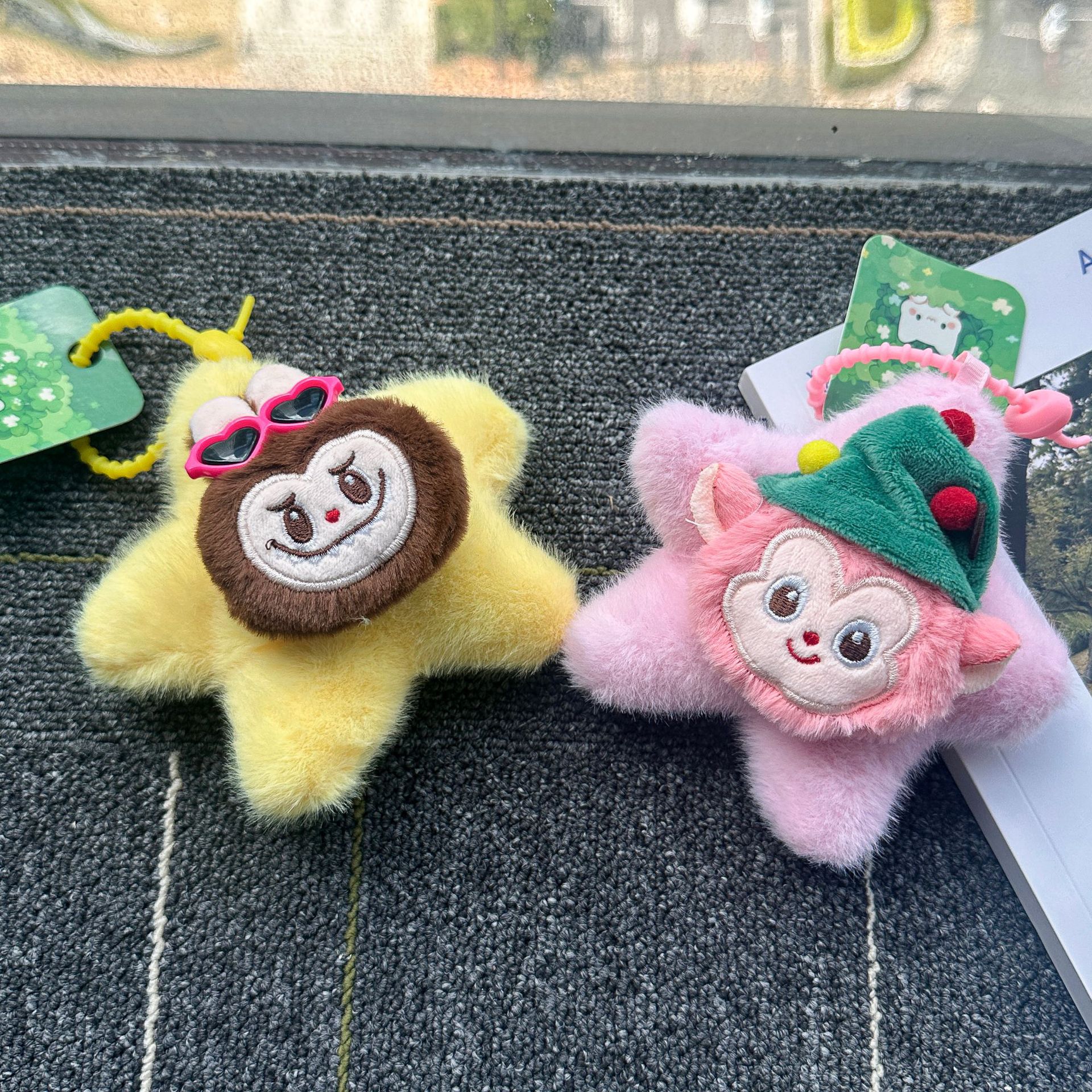 网红可爱萌星星精灵挂件毛绒玩具挂件小猴子包包挂饰钥匙扣玩偶详情3