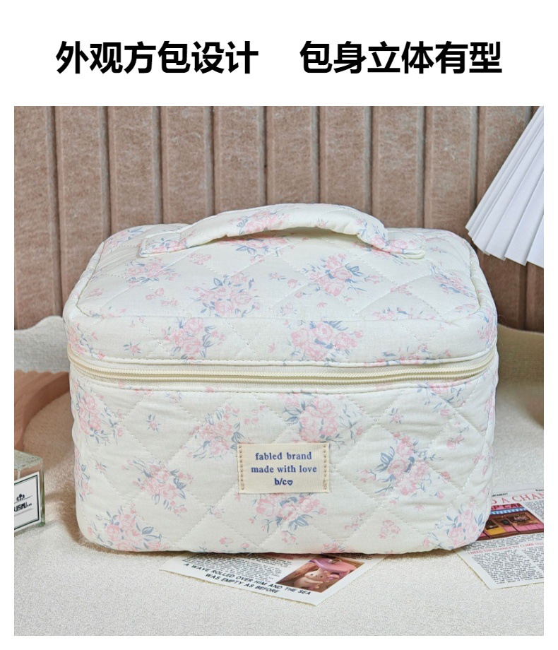 跨境热销大容量绗缝碎花化妆包女手提洗漱包护肤品棉布包收纳包详情10