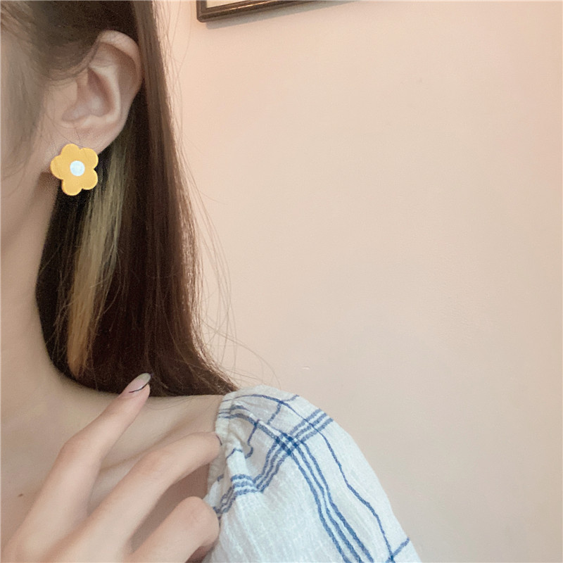 S925 Summer Hyuna style soft girl Fresh lacquered oil Drop petal earrings and stud earrings Trendy ins Niche Versatile earrings pic 3