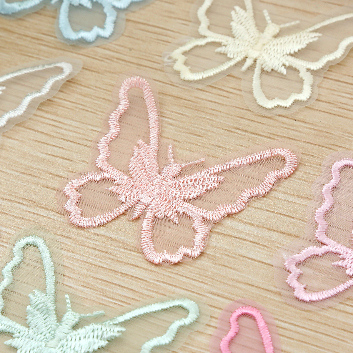 A variety of single-layer butterfly lace clothing accessories in stock. diy flower combinations with polyester wedding dress lace pic 28