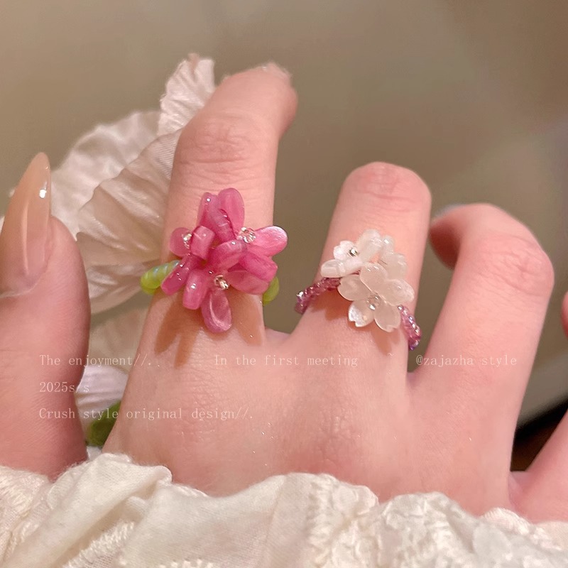 Violet flower ring, new Korean-style index finger ring for girls in early spring, elastic beaded, stacked ring for best friends pic 7