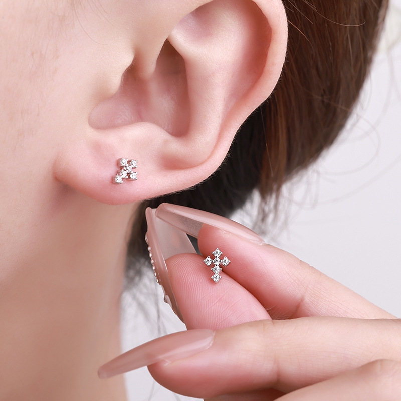 Influential Accessories S925 sterling Silver plated 14K mini cross Stud earrings for women, simple, fashionable, versatile and niche earrings wholesale cross-border pic 8