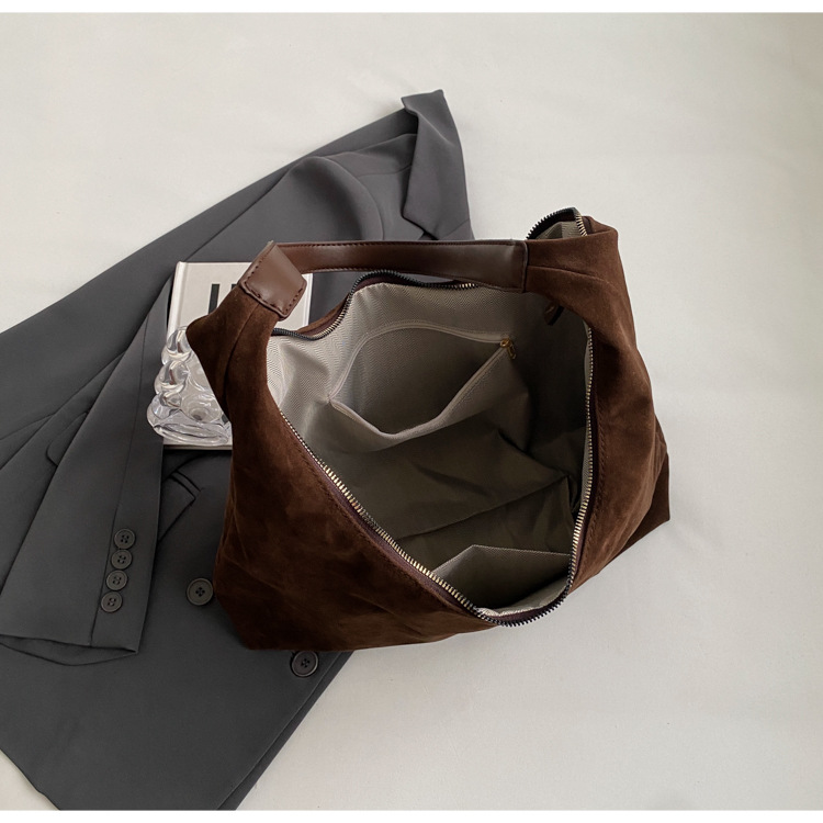 Retro matte tote bag, autumn and winter bag, commuter underarm bag, large-capacity single-shoulder tote bag, simple single-shoulder bag for women pic 23