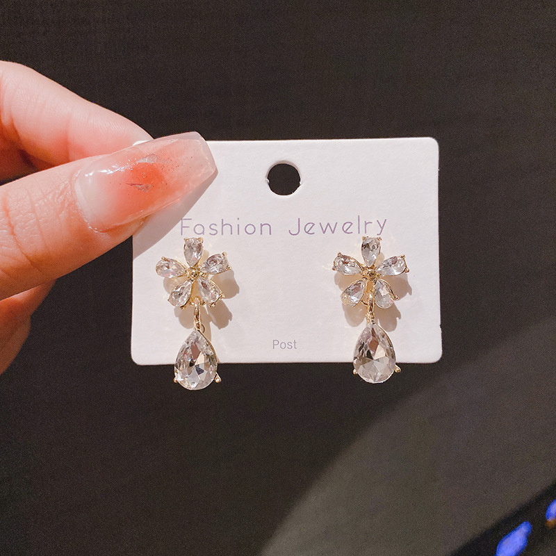 S925 Silver Needle Teardrop Zircon Flower Stud Earrings for women, a light luxury and high-end style stud earrings with a niche design sense pic 3