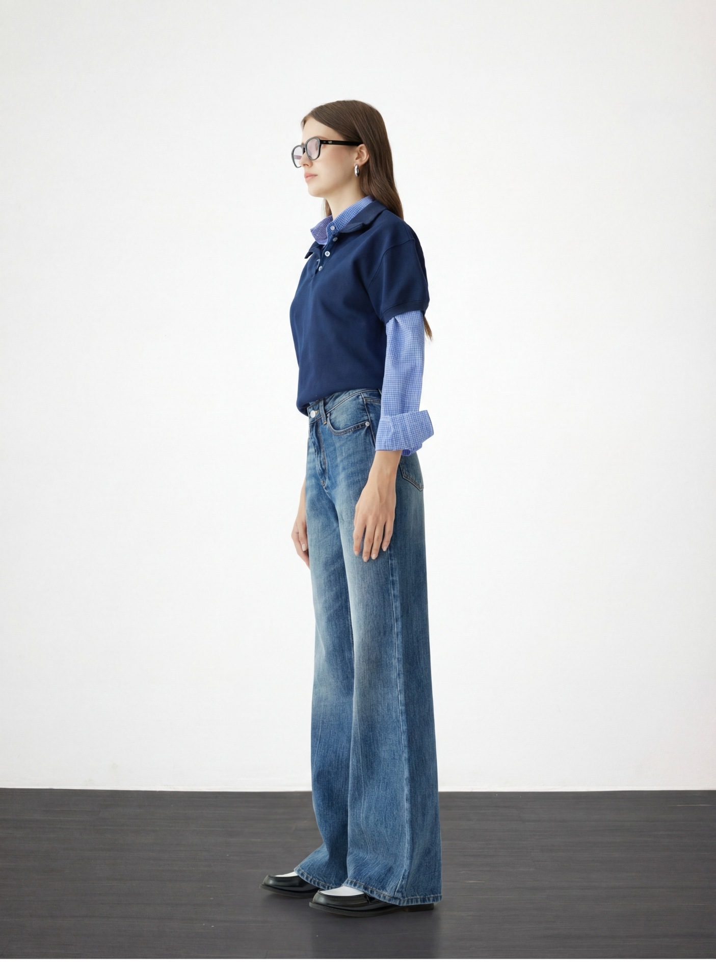 High-end, loose, non-leg-hugging, slightly flared jeans for women 2026 spring, high-waisted flared pants for women, narrow wide-leg pants pic 13
