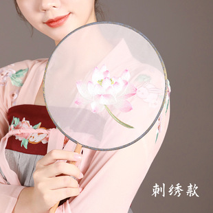 古风折扇工艺礼品扇二青日式汉服舞蹈扇子便携绢扇女扇厂家批发详情12