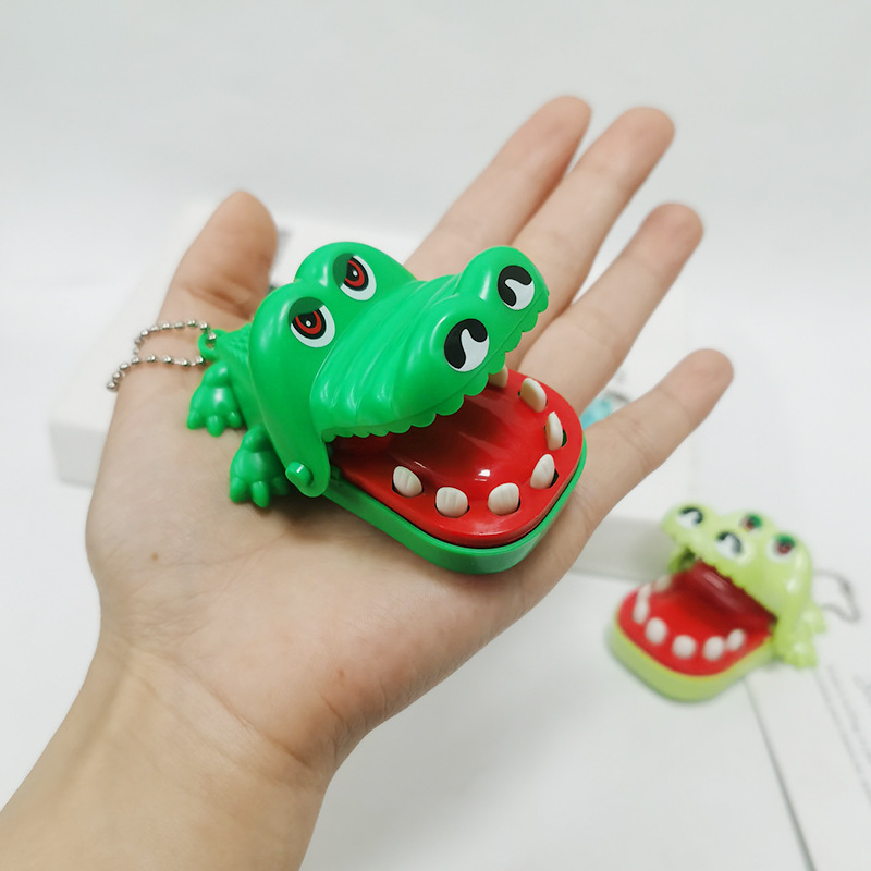 Mini hand-biting crocodile with keychain as a small gift, hand-biting little crocodile toy, prank crocodile pic 1