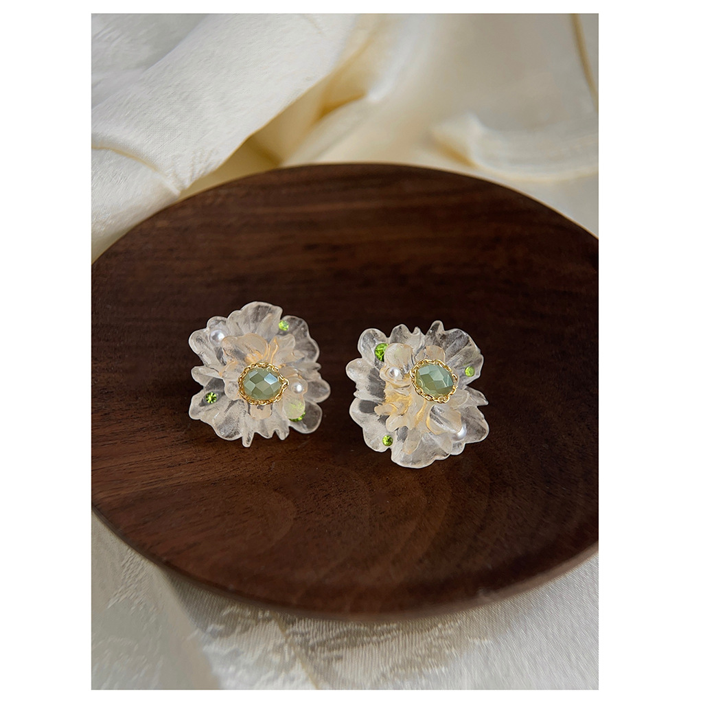 Forest-style super fairy handcrafted works ~ Three-dimensional sweet ice flower temperament silver needle stud earrings factory flower new style earrings for women pic 2