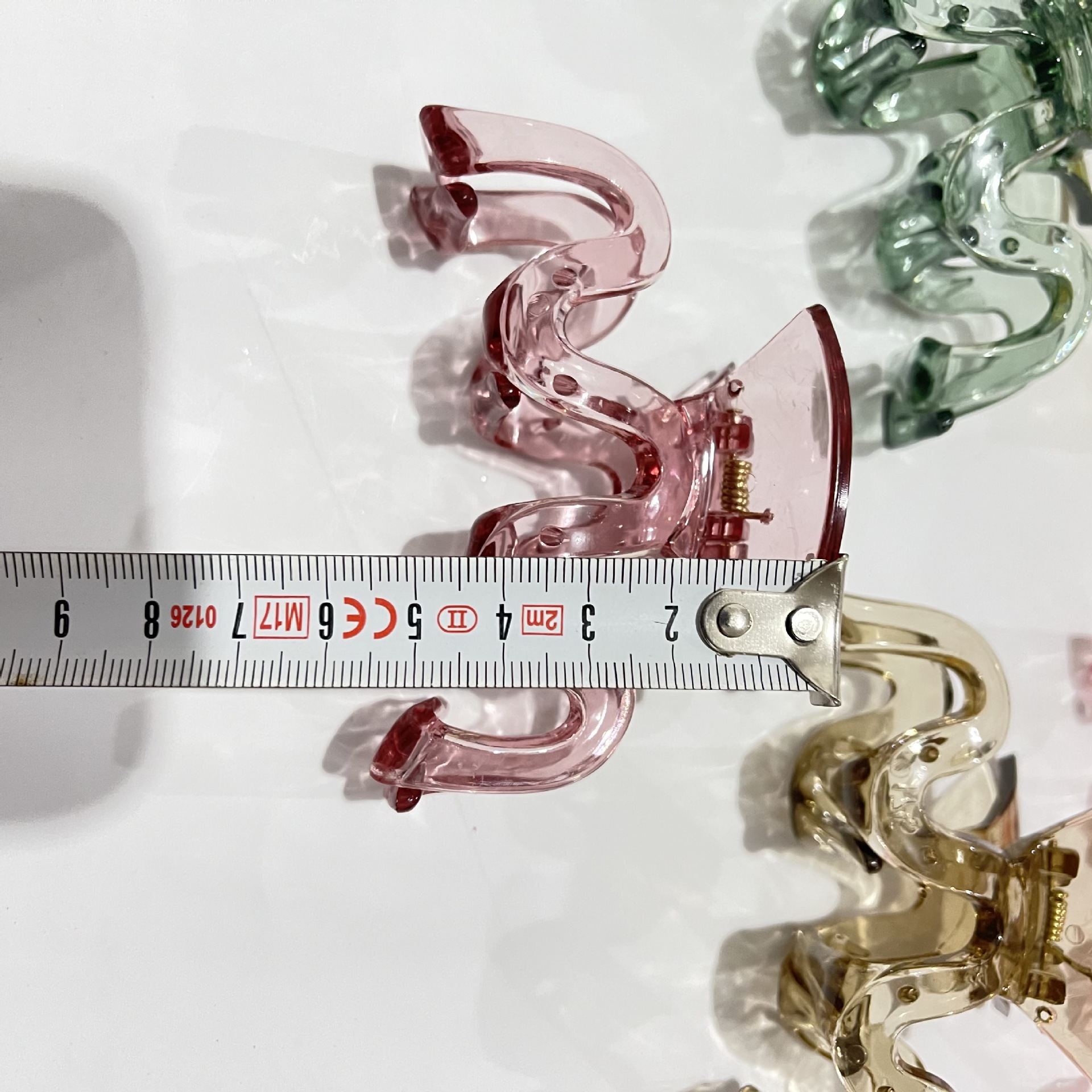 【 Zone 1-7 】M Crystal Gripper 12/ pack, Crystal plastic transparent Gripper, gripper, fashionable and trendy gripper, hair gripper 1 yuan supply, Korean version gripper 2 yuan supply pic 6