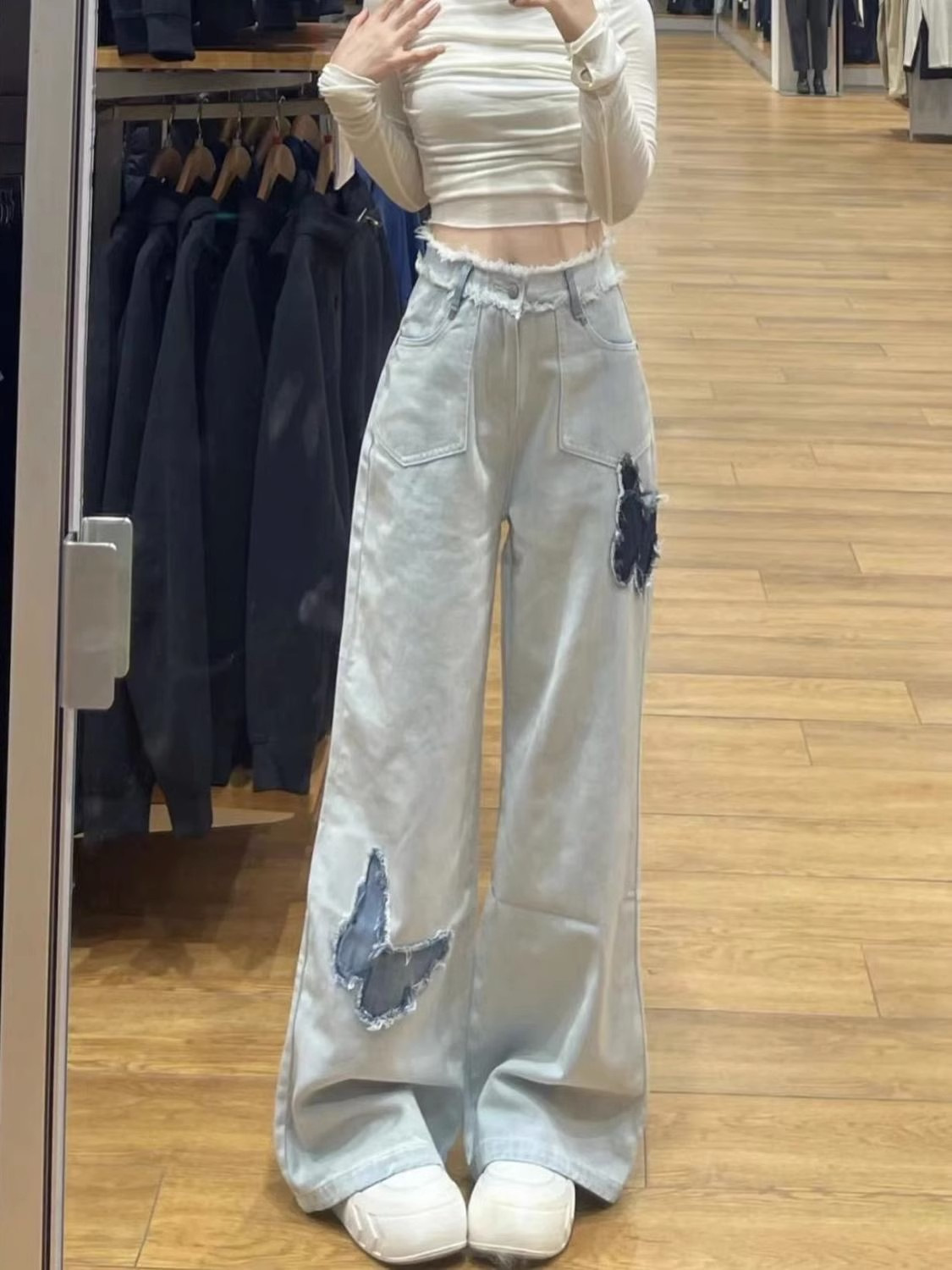 Light blue fringed butterfly straight-leg jeans for women, new autumn style with embroidered design, high-waisted loose, slimming wide-leg pants pic 7