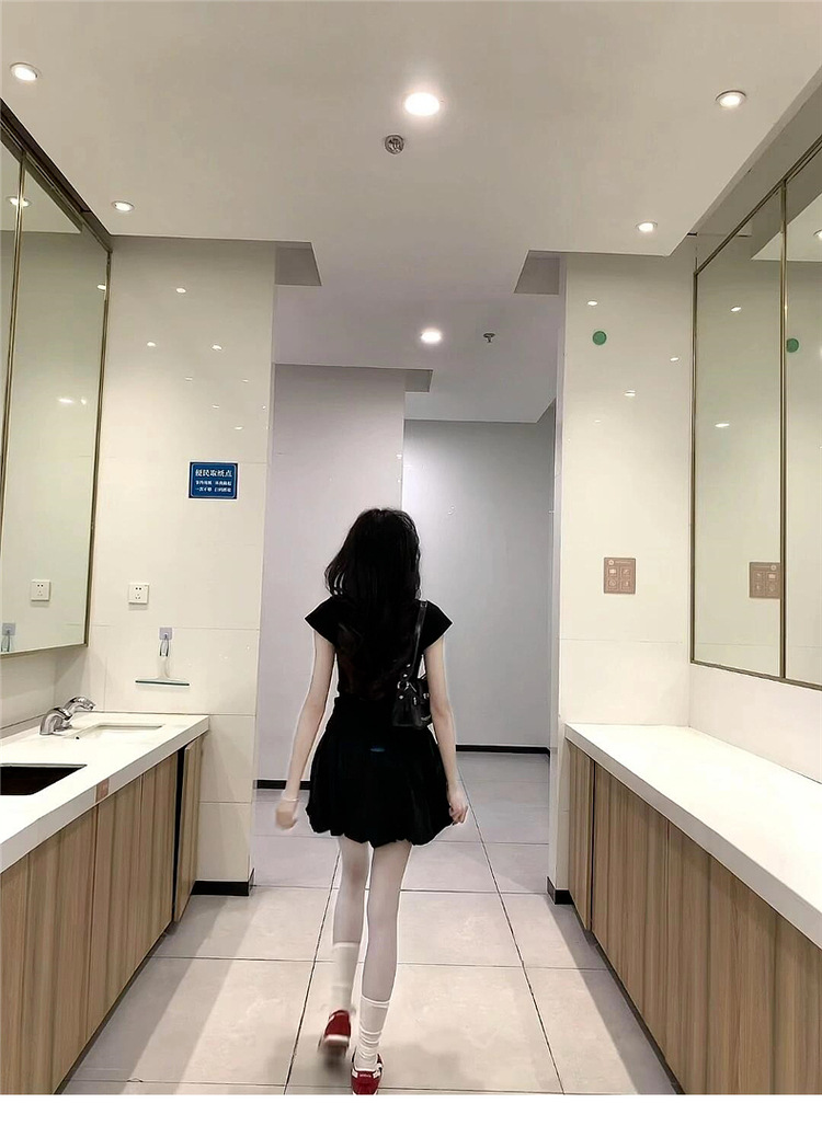 新中式黑色无袖连衣裙子女夏装搭配简约一整套年新款套装短裙详情3