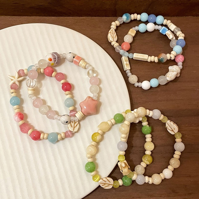 Macaron makes a small elephant ceramic beaded bracelet for women, a summer niche design for best friends, a dopamine bracelet pic 2