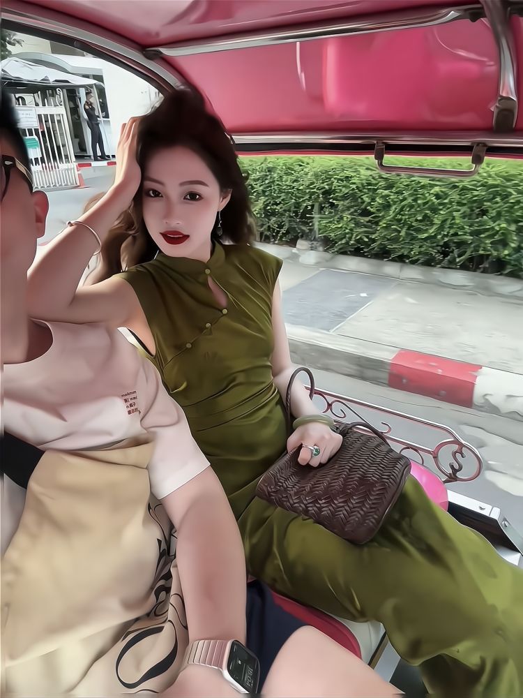 New Chinese-style green slimming and whitening cheongsam dress, a young and elegant summer dress with a light Chinese style and short sleeves pic 11