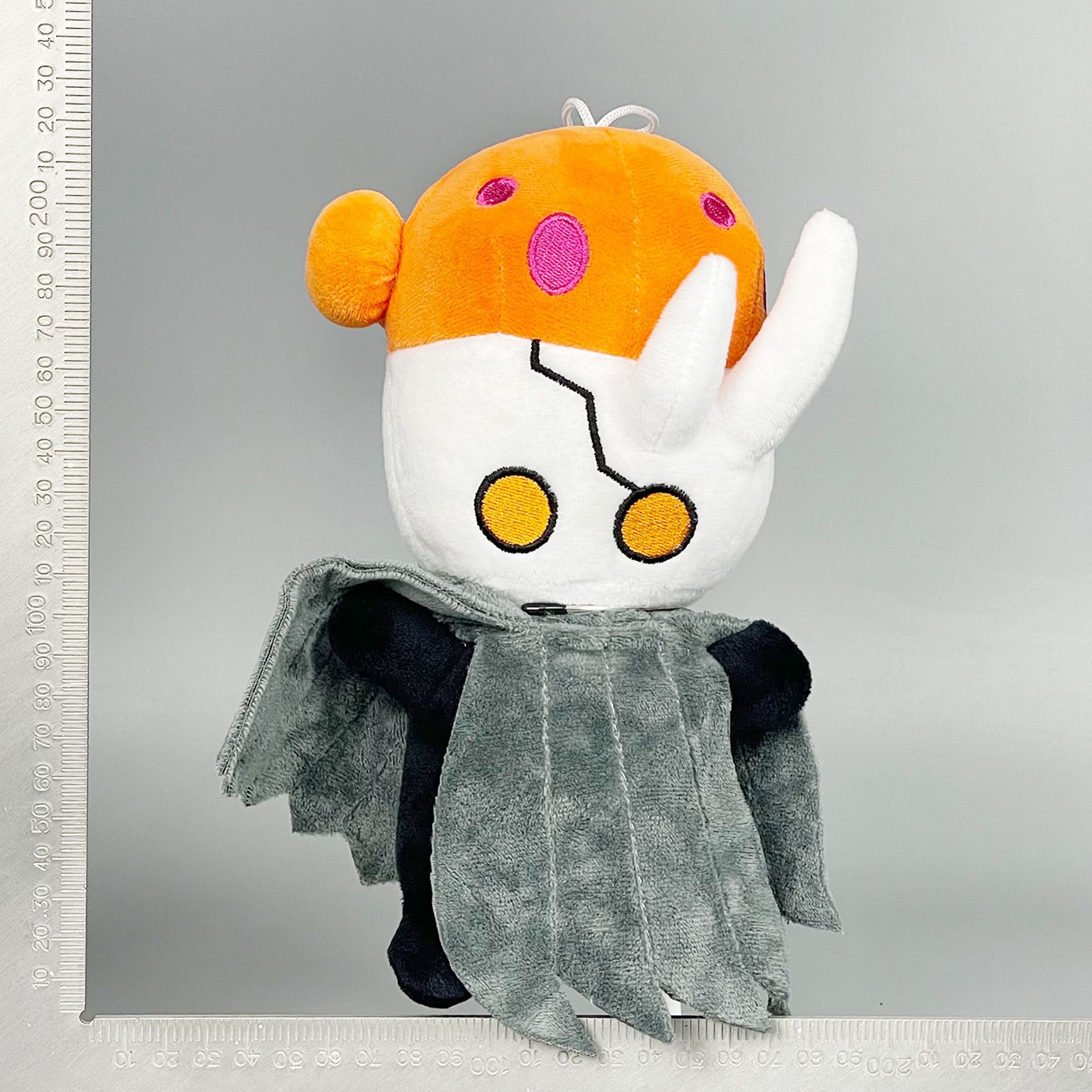 hollow knight, a cross-border best-selling plush toy doll, is in stock pic 2