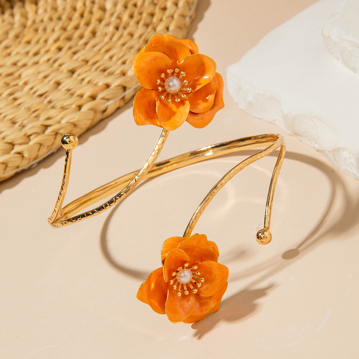 亚马逊跨境个性冷淡风海星手臂镯线条计感蝴蝶环形开口臂镯女详情154