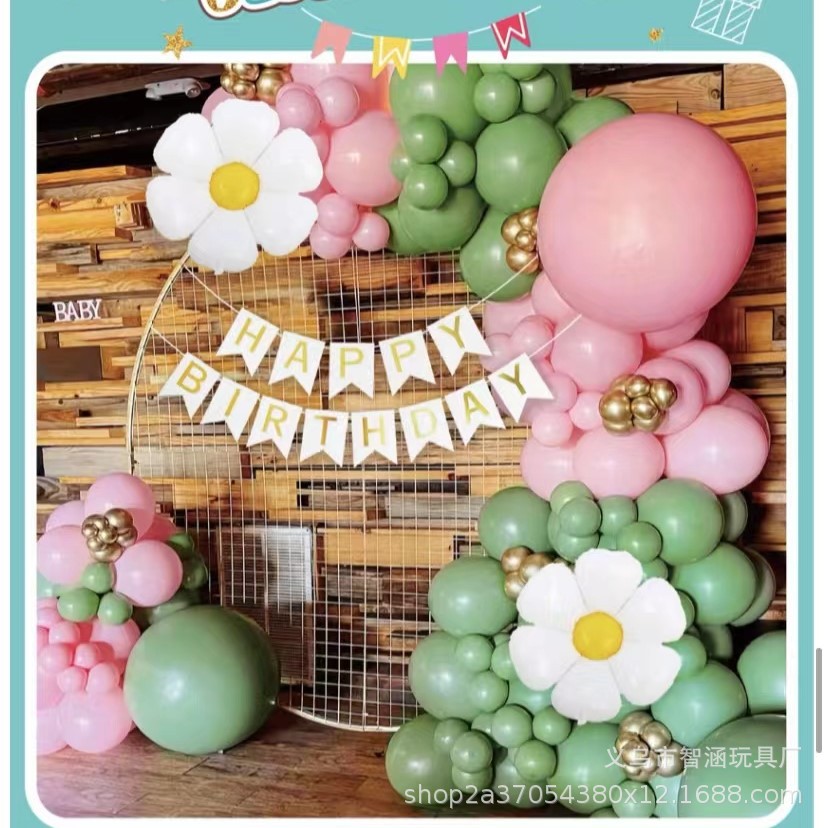 Creative design of green theme balloon set scene arrangement for birthday party balloon chain set scene arrangement pic 15