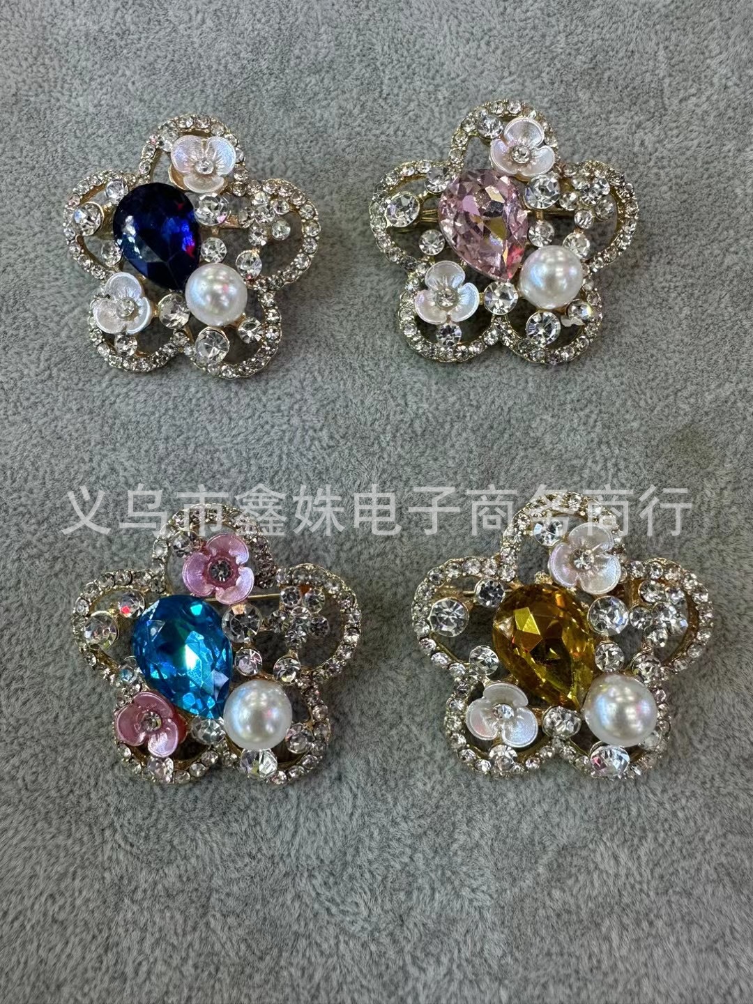 Alloy full diamond rose bouquet brooch, high-end Korean pearl pin, brooch and silk scarf for both purposes pic 8