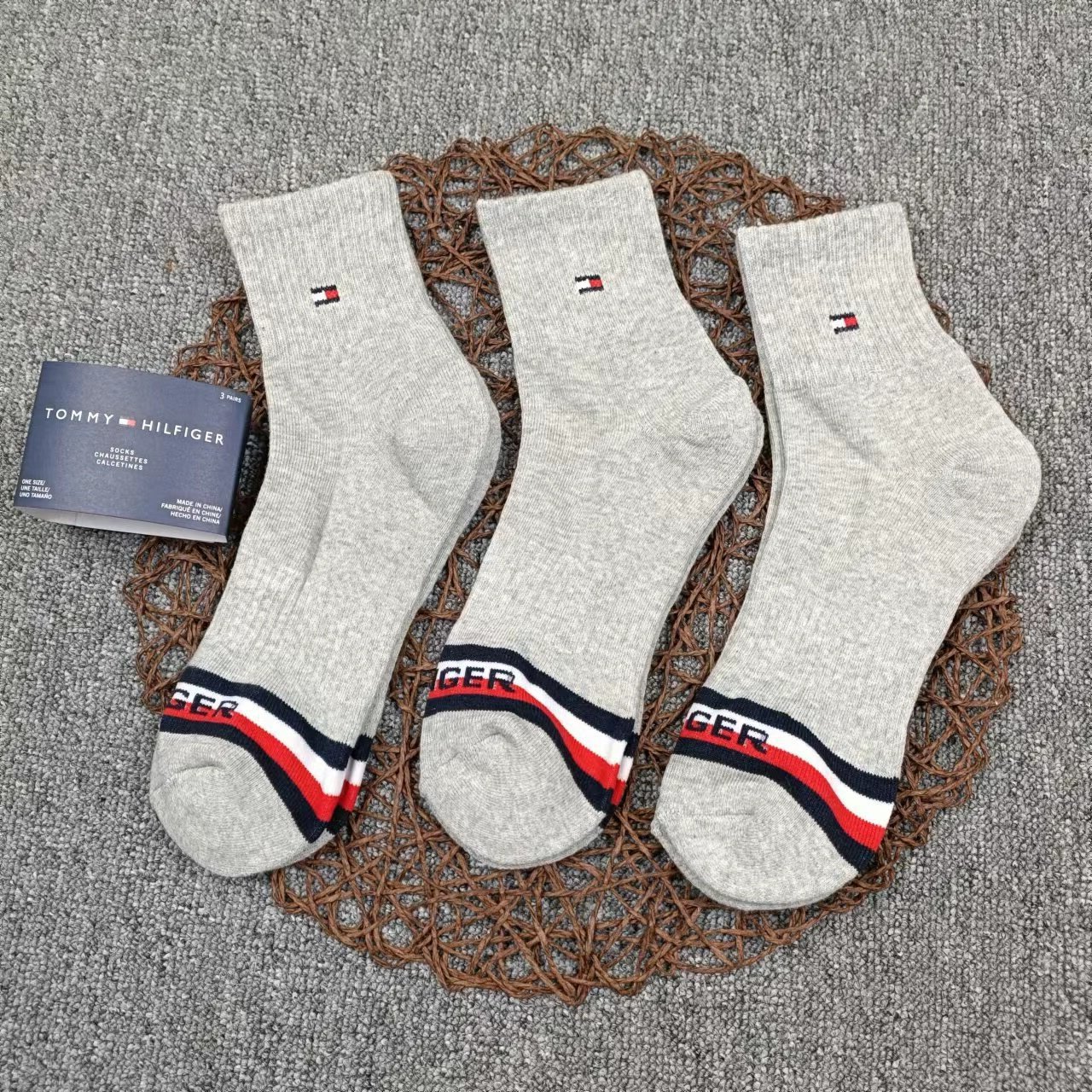 Tomyhifigr男女运动袜加厚毛巾底汤米情侣户外袜托米男女袜批发详情4