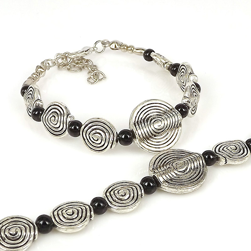 古银配饰西藏尼泊尔饰品异域风情女士手链苗银手链民族风串珠手链详情5