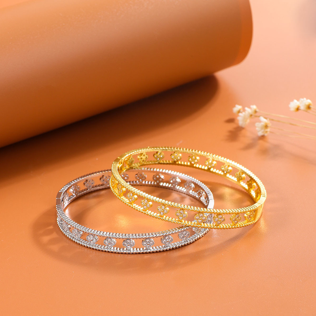 Fashionable country style four-leaf clover 3A zircon bracelet for female Korean Internet celebrity, light luxury and versatile 鉓 product factory direct sales pic 8