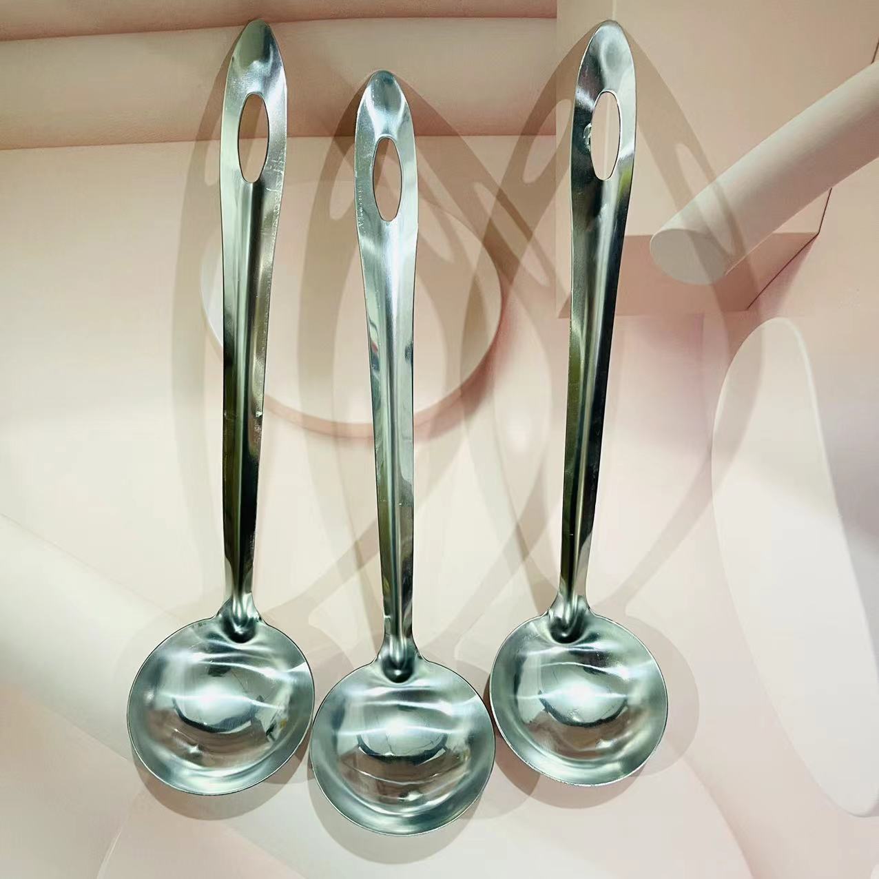 【 Zone 2-10 】6 cm non-magnetic soup spoon 10 per bundle 1000 per piece 6 cm non-magnetic soup spoon Stainless steel spoon Household long-handled hot pot spoon set 1 yuan supply pic 3