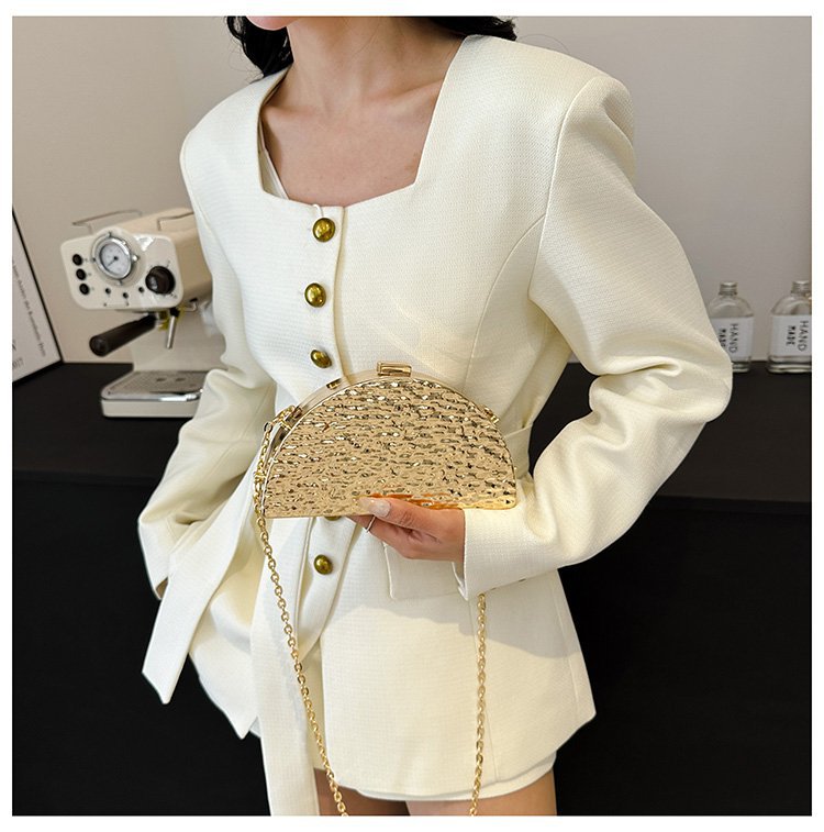 晚宴包金属2024夏季新款盒子女包链条单肩斜挎包褶皱跨镜女手机包详情110