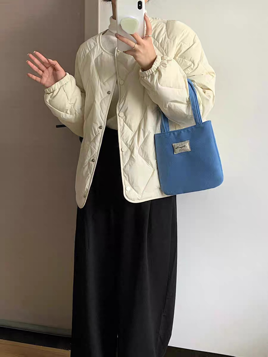 2025秋冬短款菱格圆无领轻薄羽绒服女士内胆白色鸭绒时尚休闲外套详情5