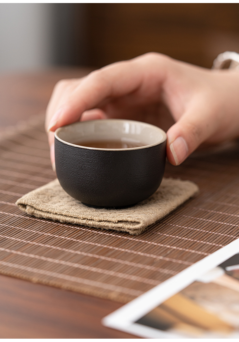 批发陶瓷小茶杯茶盏茶碗功夫茶具家用简约单个品茗杯黑陶主人杯I/详情10