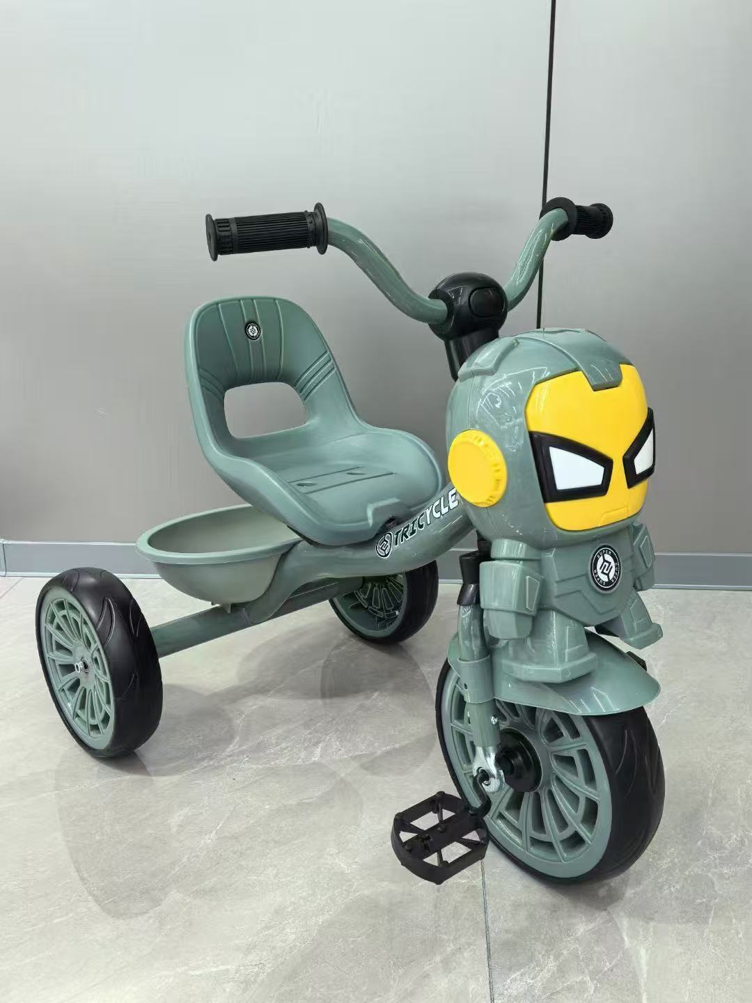 儿童三轮车宝宝脚踏车多功能灯光音乐脚蹬三轮车详情10