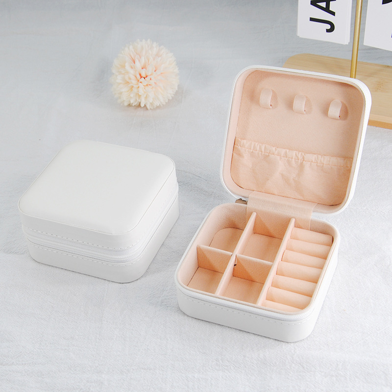 跨境首饰盒儿童可用多功能便携翻盖绒布珠宝耳环耳钉饰品收纳盒详情7