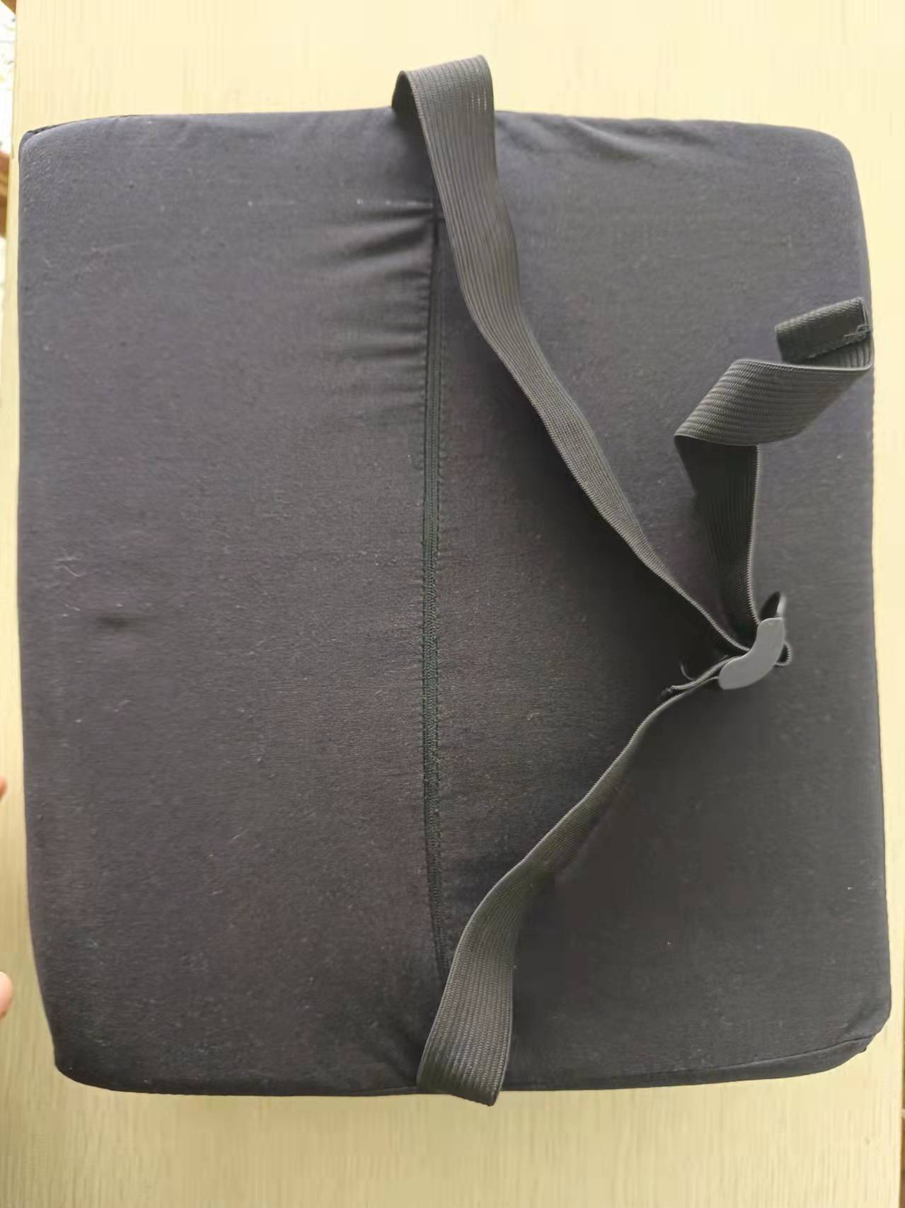 0.1源头厂家新款针刺瑜伽按摩腰靠枕腰部按摩枕针刺枕头特制穴位腰枕详情10