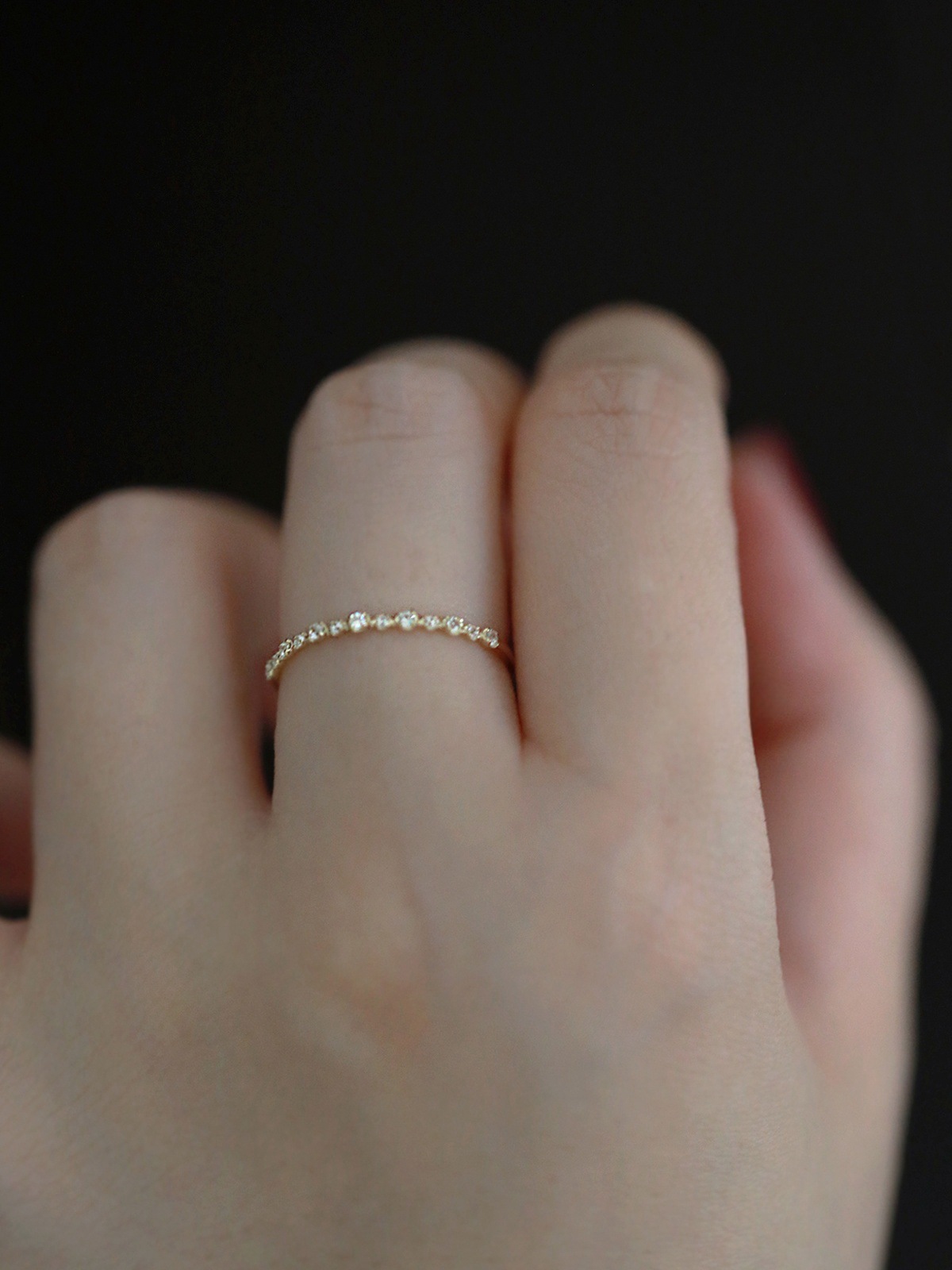 S925 sterling silver plated with 14K gold, a beautiful row of diamonds and a stylish zircon ring. The ring is exquisitely sweet and layered pic 6