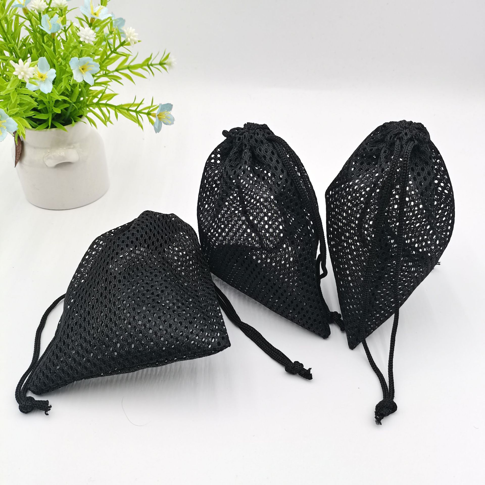 Breathable and quick-drying basketball net drawstring pocket, sports racket closing net pocket, folding ball game drawstring storage bag pic 5