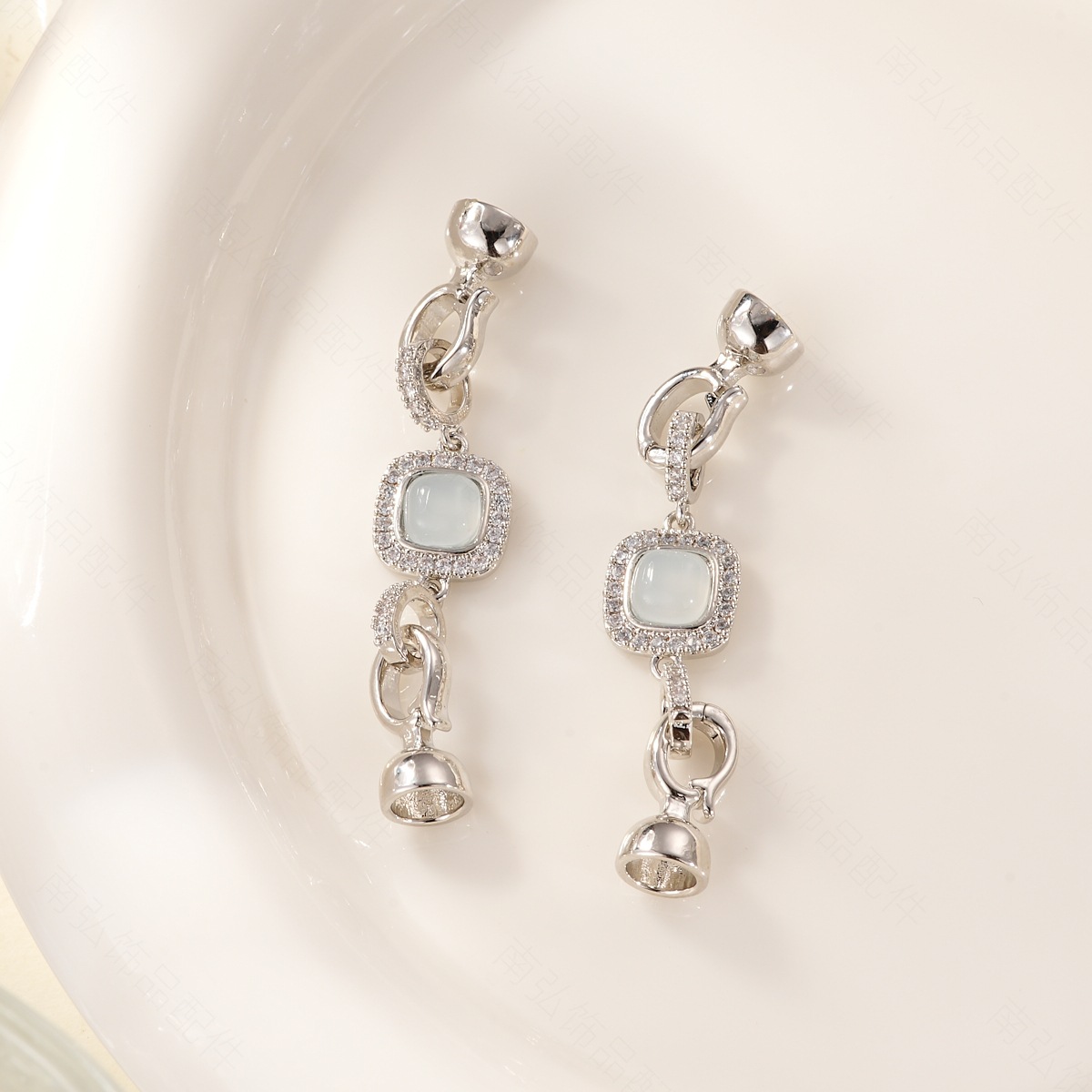 New product: Zirconium gemstone necklace clasp, copper-plated with real gold for color retention and high-end feel, DIY jewelry accessory pic 8