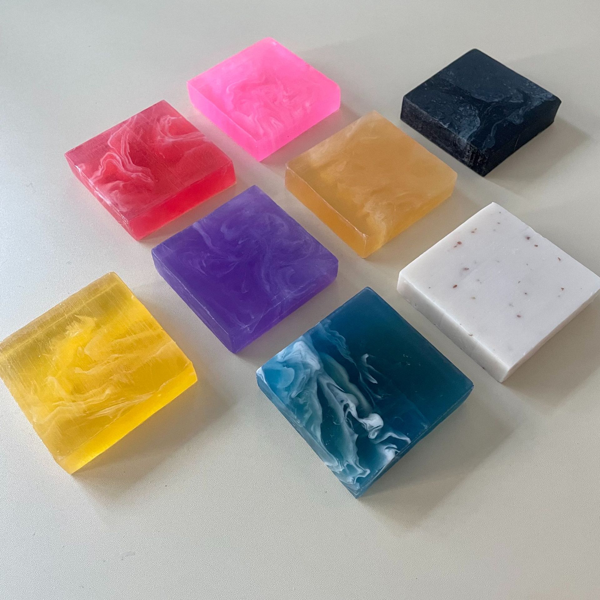 丝曼手工皂厂家现货批发大米蜂蜜香皂玫瑰薰衣草伴手礼云雾渲染皂详情13