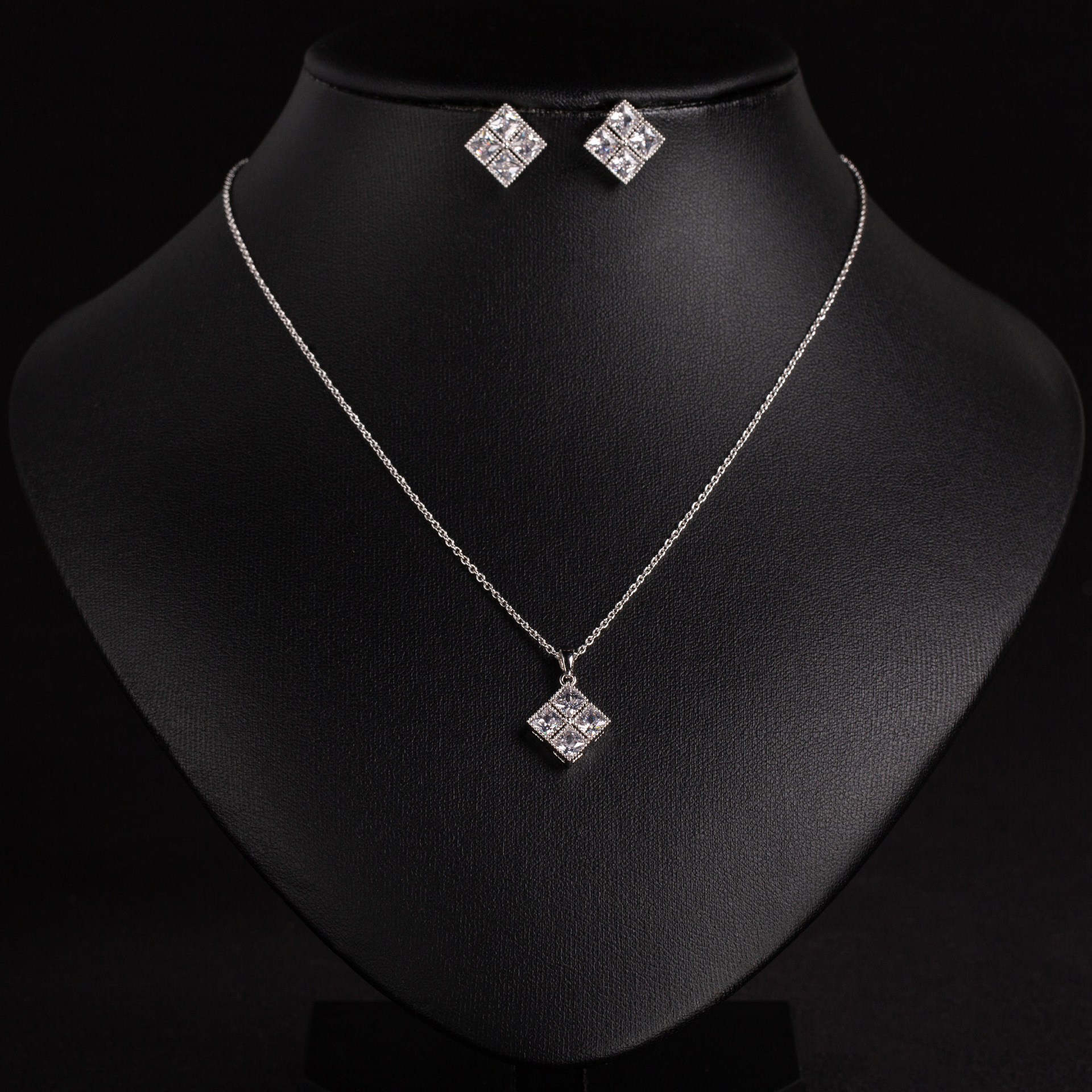 欧美潮流个性镶钻魔方项链女士ins个性趣味项坠饰品时尚饰品批发 LYTJ29523风云首饰详情4